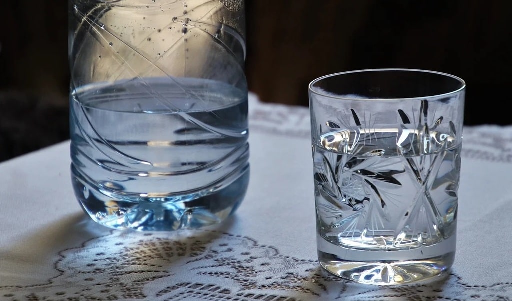 Pourquoi l'hydratation influence le fonctionnement cérébral